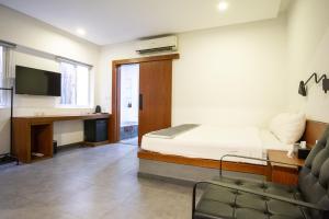 Cheers Social Apartment & Hotel BKK1