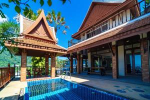 Patong Thai-style 4 Bedrooms Private Pool Sunset View Deck 6 Minutes to the Beach