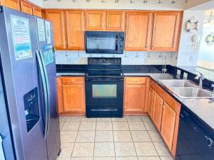 Crescent Shores S 210