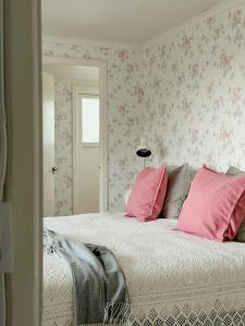 Traditional Family Home In Fjällbacka