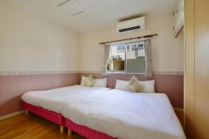 海徒歩1分アメリカンビレッジまで7分周辺には飲食店多数の北谷エリアSunabeNest