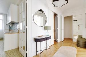 Chic & spacious 2BDR - 4P - Av Suffren TOUR EIFFEL