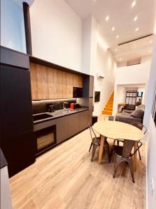 LOFT Accommodative B