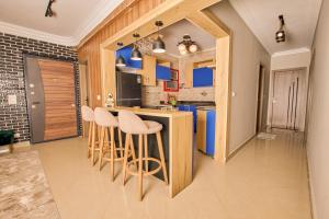 Atta pyramid view inn