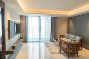 Centre Point Da Nang City Hotel