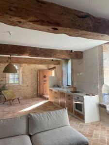 Gite In The Heart Of Historic Residence