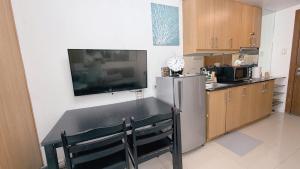 Staycapades at Shell Residences