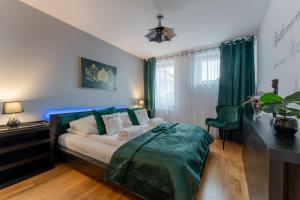 Ratuszove Love - dwie osobne sypialnie, w rynku - by Everslow