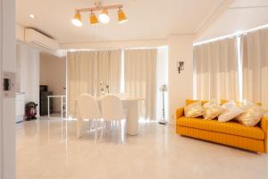 Spacious 3BR Apartment for 8 guests near Namba with Free WiFi