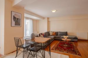 Spacious 1-Bedroom Apartment