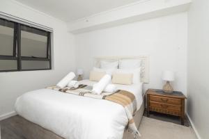 Castle Rock Apartment with Mountain View Pool