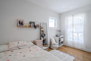 10 Milner Road, Sea Point Family Home