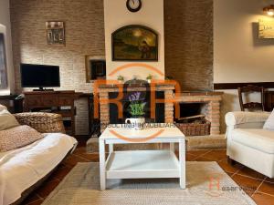 15A08 El Rosal By R2R Consulting