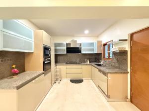 Modern Mirage 4BHK Stunning Luxury Spacez Villa