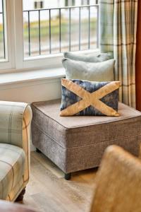 Finest Retreats - Riverside View