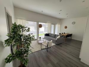 Upea talo 30 minuuttia lentokentältä!