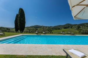 Podere Pisinano- Tuscan villa with swimming pool