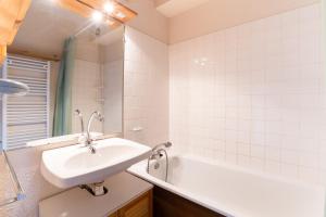 Appart front de neige, au pied des pistes - pour 5