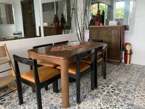 La Sierra Guest House