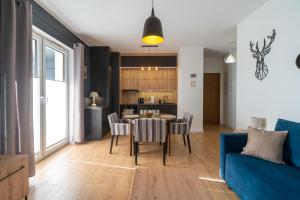 Brynów Rzepakowa Harmony Apartment by BookingHost