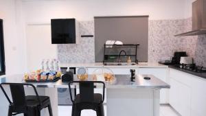 Modern Private Pool Villa in Sukhumvit