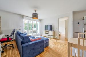 Nice 1BR flat with lovely terrace and parking