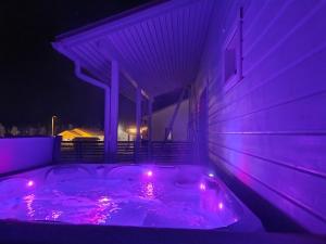 Aurora Villa with Jacuzzi