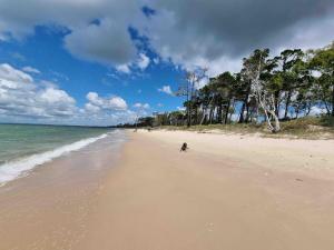 Sirenia beach retreat