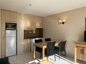 CAP HERMES 312, T2,3, 40m2 clim, parking, piscine