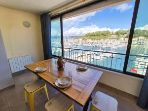 Appartement 2 chambres, climatisation, vue mer, tout à pied, idéal vacances