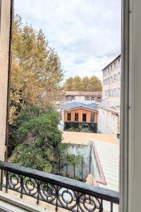 La parenthèse colorée