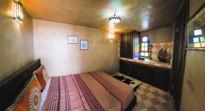 SUPERB BERBER PALACE surrounded of ATLAS MOUNTAINS