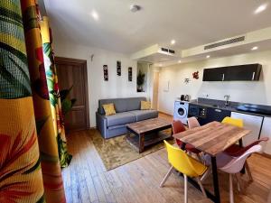 Appartement 6 pers Terrasse Privée Faré de la Vahiné Mandara Beach , Antibes-Juan-les-Pins