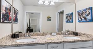 Discounted Luxury Resort Home Close to Disney!