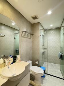 Stunning Landmark 81 View Apartment in Vinhomes CentralPark Saigon