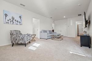 Solterra Villa with Screened Pool & Lake View