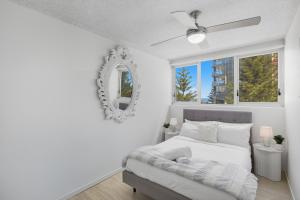 Oceanfront Serenity At Main Beach