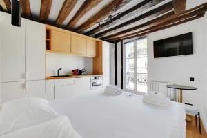 New studio for 2 people - Le Marais