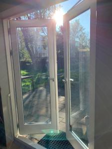 Beautiful Apartment City Center 101