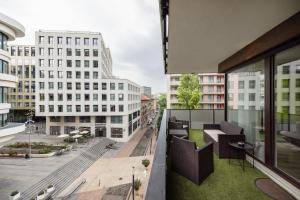 Urban Hideaway with Terrace & Garage