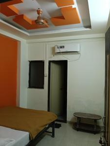 Sahara yatri niwas