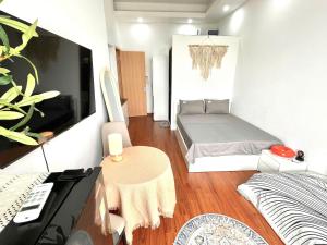 COZZY studio close HO TAY VS LOTTE MAIL