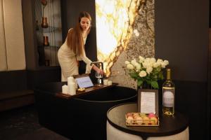 Granaria Prestige Sauna Suites by Alqueen Apartments