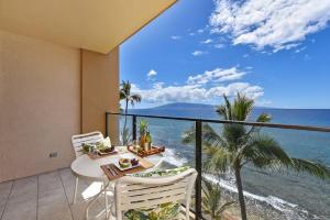 Mahana 602 · MA 602 Kaanapali OceanFront Studio Ocean View Pool