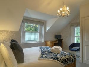 Sunnycroft - Hot tub hire available, fitness centre, free parking