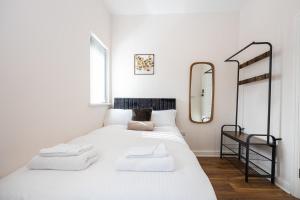 The Groves House- 4 En-Suite Beds, Close To Hospital & MCR Uni