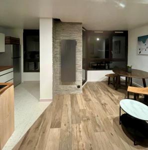 Appartement 1 chambre, balcon, vue montagne