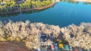 The Hideaway at Lake Hartwell