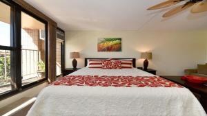 Kaleialoha 401 · KA 401 Spacious Studio w Mountain View Pool AC