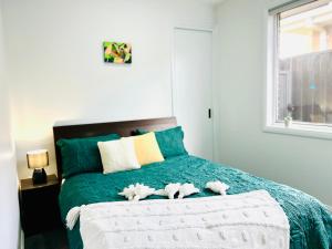 Modern 4 Bed 4 Bath Family friendly Villa